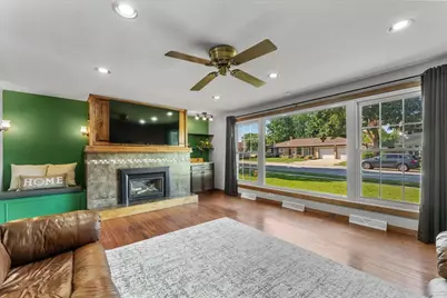 1496 Russell Street, Green Bay, WI 54304 - Photo 10
