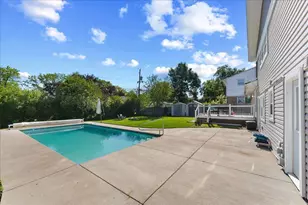 1496 Russell St, Green Bay, WI 54304 - Photo 56