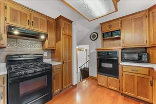 1496 Russell St, Green Bay, WI 54304 - Photo 20