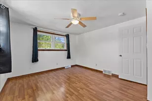 1496 Russell St, Green Bay, WI 54304 - Photo 46