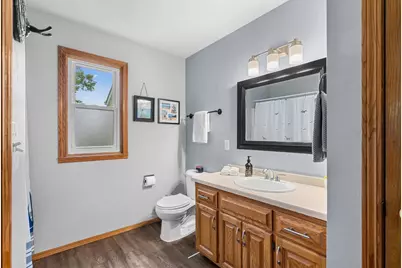 3137 Hartford Court, Suamico, WI 54313 - Photo 12