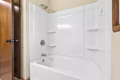1235 S Westhaven Drive, Oshkosh, WI 54904 - Photo 22