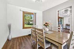 1235 S Westhaven Dr, Oshkosh, WI 54904 - Photo 8