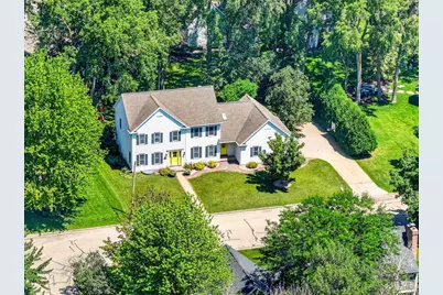 2415 Maple Grove Drive, Neenah, WI 54956 - Photo 2
