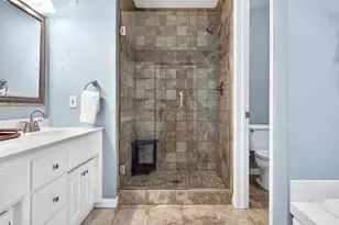 2415 Maple Grove Dr, Neenah, WI 54956 - Photo 34