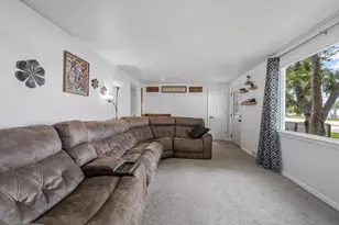 1643 W Mason St, Green Bay, WI 54303 - Photo 8