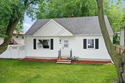 1643 W Mason Street, Green Bay, WI 54303 - Photo 1
