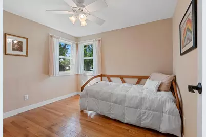 424 Memory Court, Green Bay, WI 54301 - Photo 24