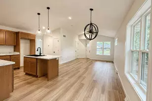 768 Konnor Ct, Omro, WI 54963 - Photo 6