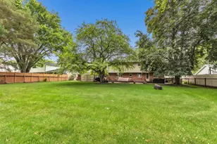 116 S Clay St, De Pere, WI 54115 - Photo 32