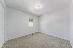 172 N Main St, Clintonville, WI 54929 - Photo 14