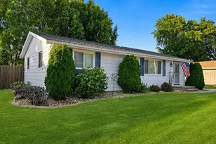 1124 Grove St, Menasha, WI 54956 - Photo 1