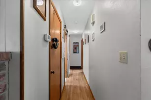 1866 Oakridge Rd, Neenah, WI 54956 - Photo 4