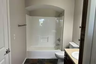 1685 W Main Cir, De Pere, WI 54115 - Photo 24