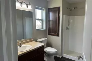 1685 W Main Cir, De Pere, WI 54115 - Photo 20