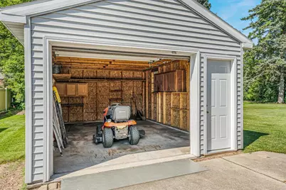 3332 W 1st Avenue, Appleton, WI 54914 - Photo 34