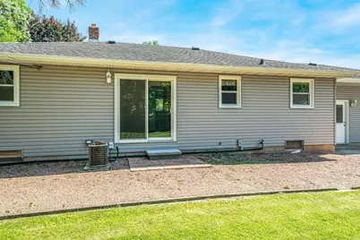 3332 W 1st Avenue, Appleton, WI 54914 - Photo 38