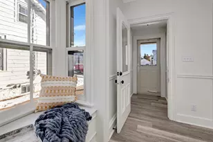 236 W South Park Ave, Oshkosh, WI 54902 - Photo 8