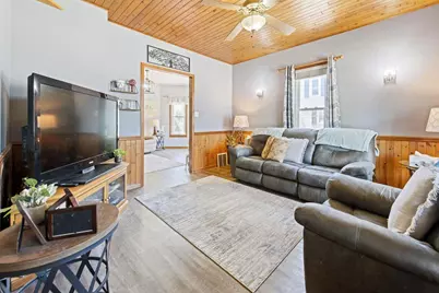 835 Gladstone Street, Marinette, WI 54143 - Photo 4