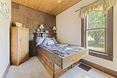 835 Gladstone Street, Marinette, WI 54143 - Photo 18