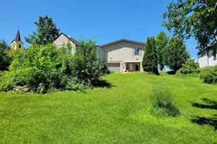440 N Main St, Juneau, WI 53039 - Photo 6