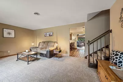 599 Masters Lane, Green Bay, WI 54311 - Photo 6