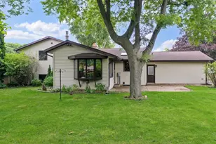 599 Masters Ln, Green Bay, WI 54311 - Photo 36