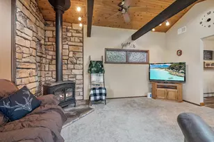 599 Masters Ln, Green Bay, WI 54311 - Photo 12