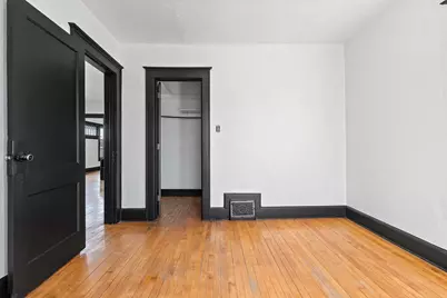 1207 S Broadway Street, Green Bay, WI 54304 - Photo 6
