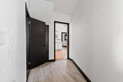 1207 S Broadway Street, Green Bay, WI 54304 - Photo 20