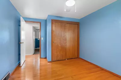 621 Karl Street, Green Bay, WI 54301 - Photo 16