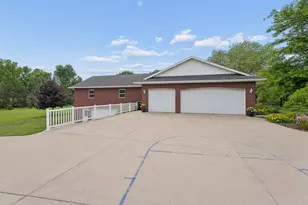 1 W Cedar St, Hilbert, WI 54129 - Photo 42