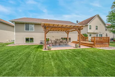 2631 Grassy Lane, Neenah, WI 54956 - Photo 38