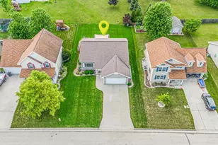 2631 Grassy Ln, Neenah, WI 54956 - Photo 48
