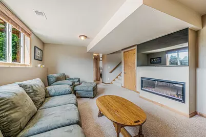 2631 Grassy Lane, Neenah, WI 54956 - Photo 28