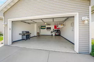 2631 Grassy Ln, Neenah, WI 54956 - Photo 36