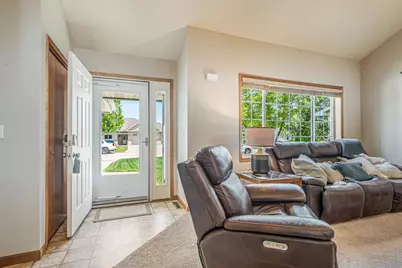 2631 Grassy Lane, Neenah, WI 54956 - Photo 6