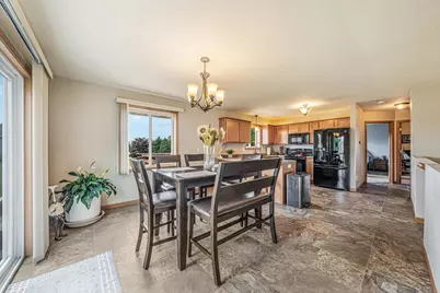 2631 Grassy Lane, Neenah, WI 54956 - Photo 10