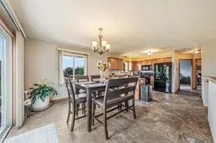 2631 Grassy Ln, Neenah, WI 54956 - Photo 10