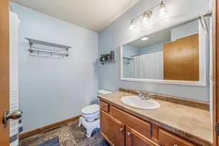 2631 Grassy Ln, Neenah, WI 54956 - Photo 22