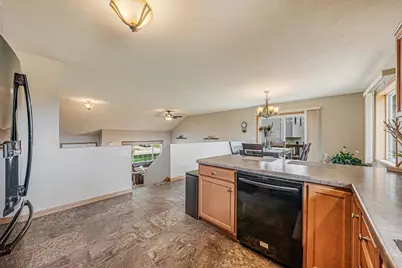 2631 Grassy Lane, Neenah, WI 54956 - Photo 16