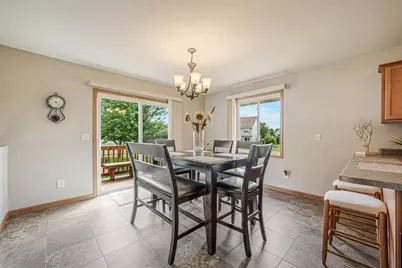 2631 Grassy Lane, Neenah, WI 54956 - Photo 12