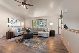 3125 Beth Dr, Green Bay, WI 54311 - Photo 4