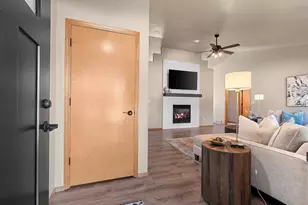 3125 Beth Dr, Green Bay, WI 54311 - Photo 2