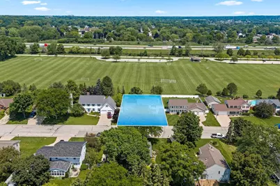 627 Broadview Drive, Green Bay, WI 54301 - Photo 70