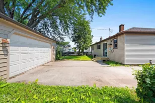 965 Betty Ave, Neenah, WI 54956 - Photo 38