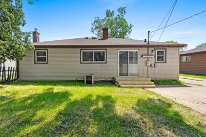 965 Betty Avenue, Neenah, WI 54956 - Photo 40