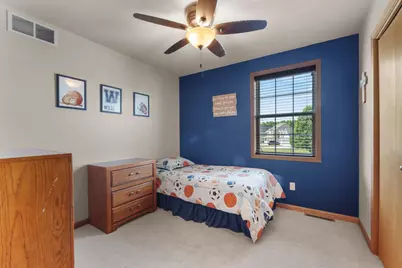 275 Fort Drive, Neenah, WI 54956 - Photo 34