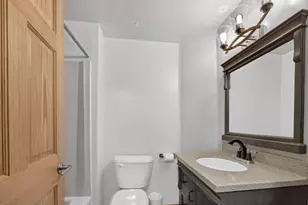 2554 Wildflower, Green Bay, WI 54311 - Photo 18