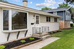 2410 36th St, Two Rivers, WI 54241 - Photo 2